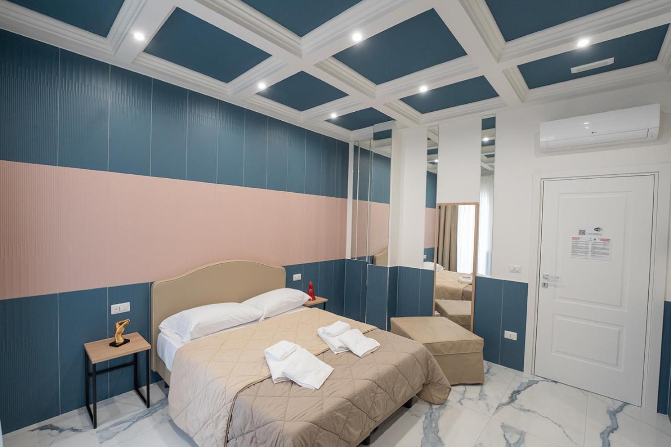 Hotel Hr Boutique Porto, Napoli Centro, By Clapa Group Exterior foto