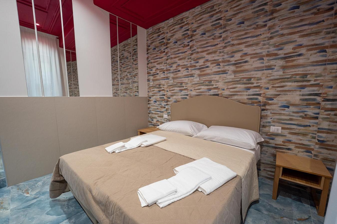 Hotel Hr Boutique Porto, Napoli Centro, By Clapa Group Exterior foto